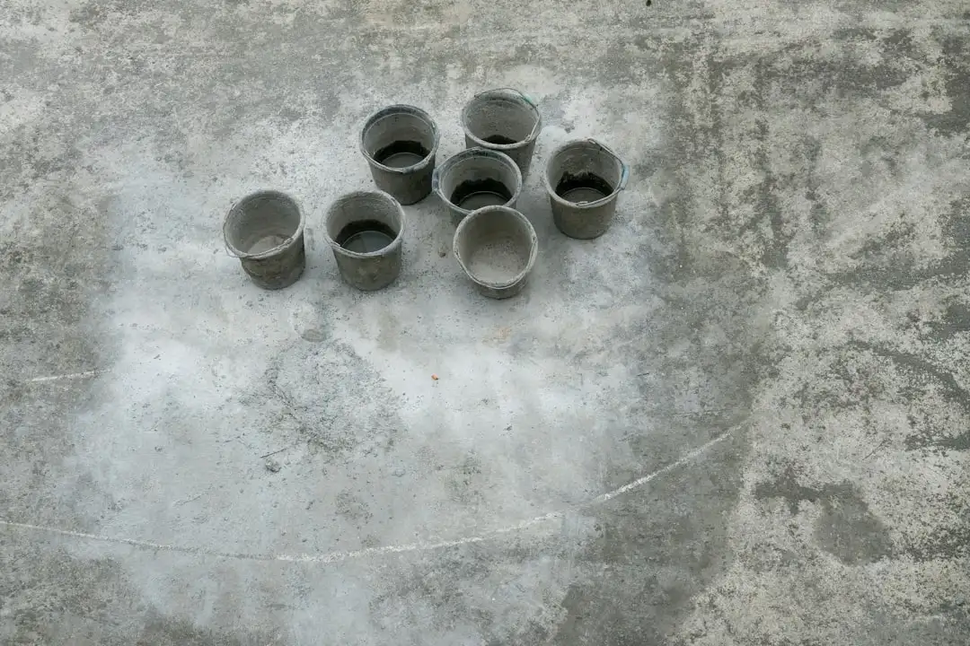 重庆迈阔科技防爆柜材质等级差异及适用场景详解