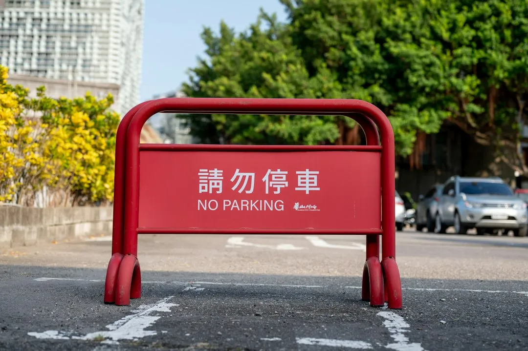 重庆迈阔科技防爆柜产品型号参数与安全性能对比解析